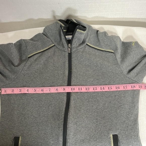 𝅺COLUMBIA zip up top, medium, in good condition - Picture 4 of 5